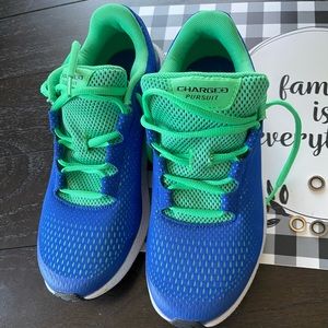 Big kid size 7 under armour
